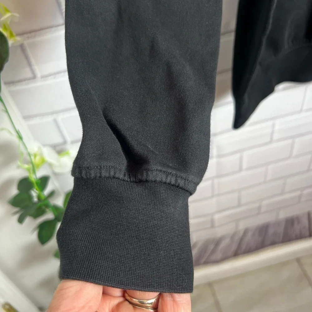 Primark black crewneck